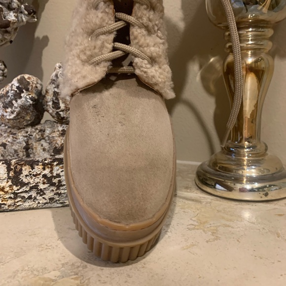 Tod’s Sheepskin Tobacco Oiled Suede Boot - Picture 11 of 11